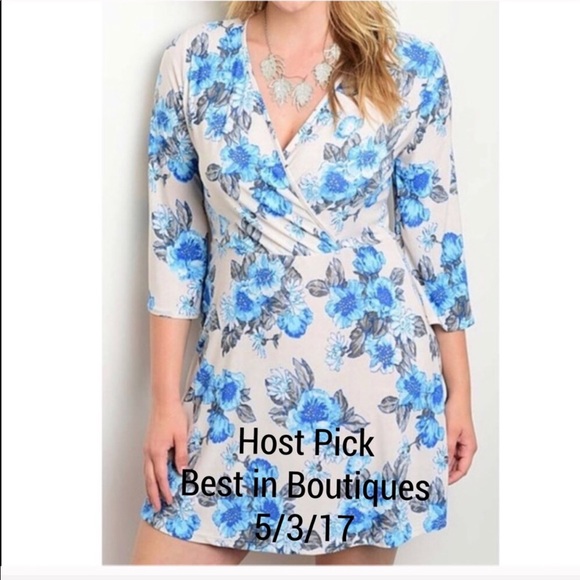 Dresses & Skirts - 💵💵💵Last Chance Plus Size Floral Faux Wrap Dress